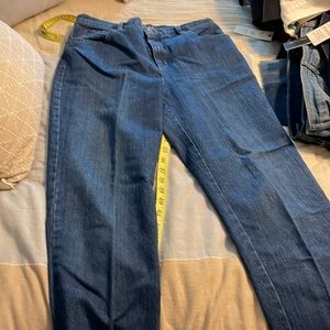 Gloria Vanderbilt jeans